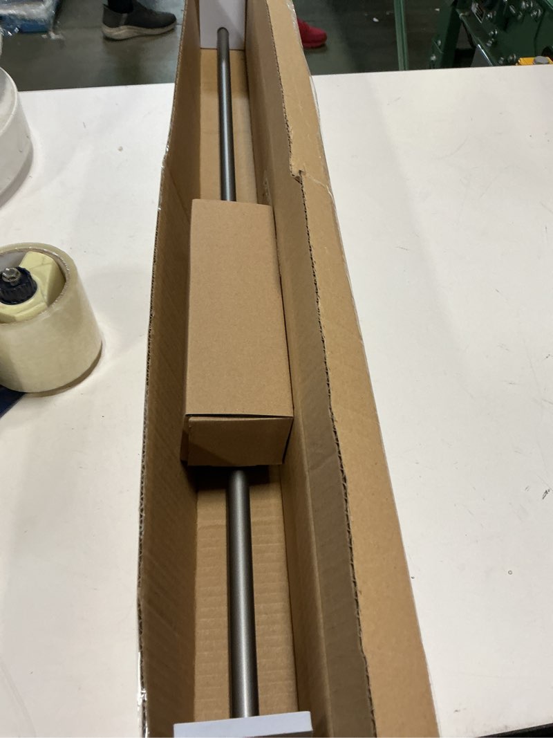 Kensignton 5/8\\\\\\\" Curtain Rod Set 48-86\\\\\\\" Venetian Silver
