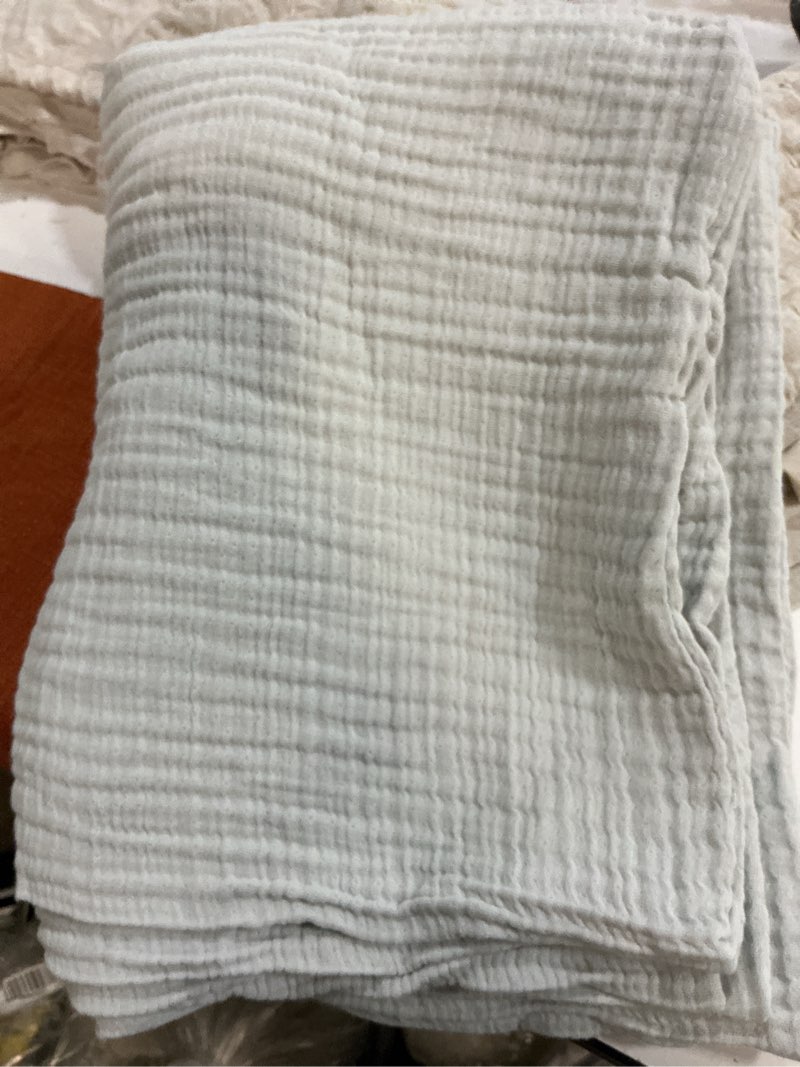 Condition photo showing Good Condition for quince organic cotton gauze sham set 20*26 inch