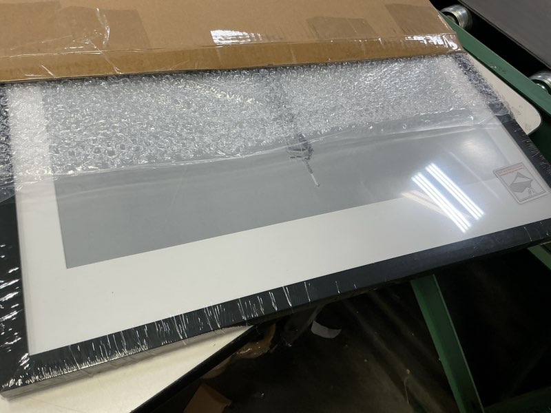 Condition photo showing Good Condition for upsimples 18x24 Picture Frame, Display Pictures 16x20 with Mat or 18 x 24 Without, Wall Hanging Poster Frames, Black, 1 Pack