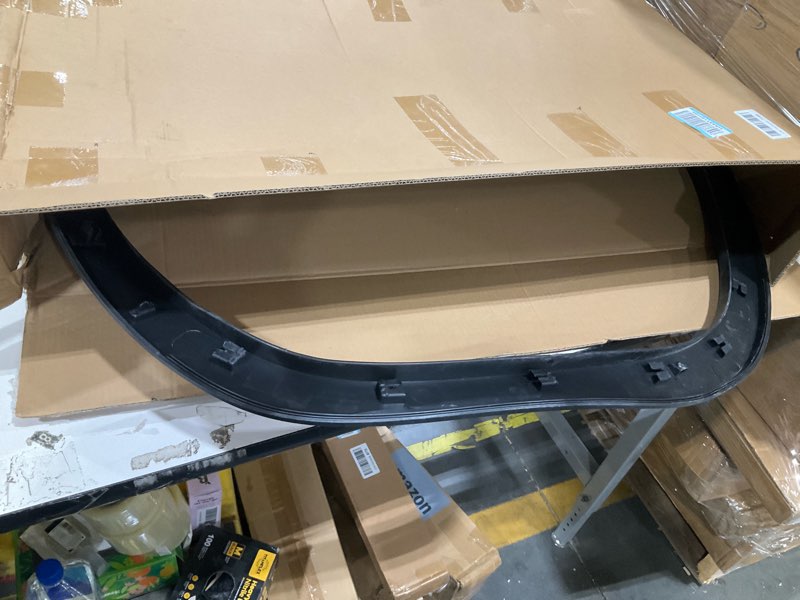 Condition photo showing Good Condition for xqsmwf rear right fender molding trim compatible with volkswagen atlas 2018 2019 2020 3cn-853-818-b-9b9 3cn853818b9b9 wheel opening arch molding trim
