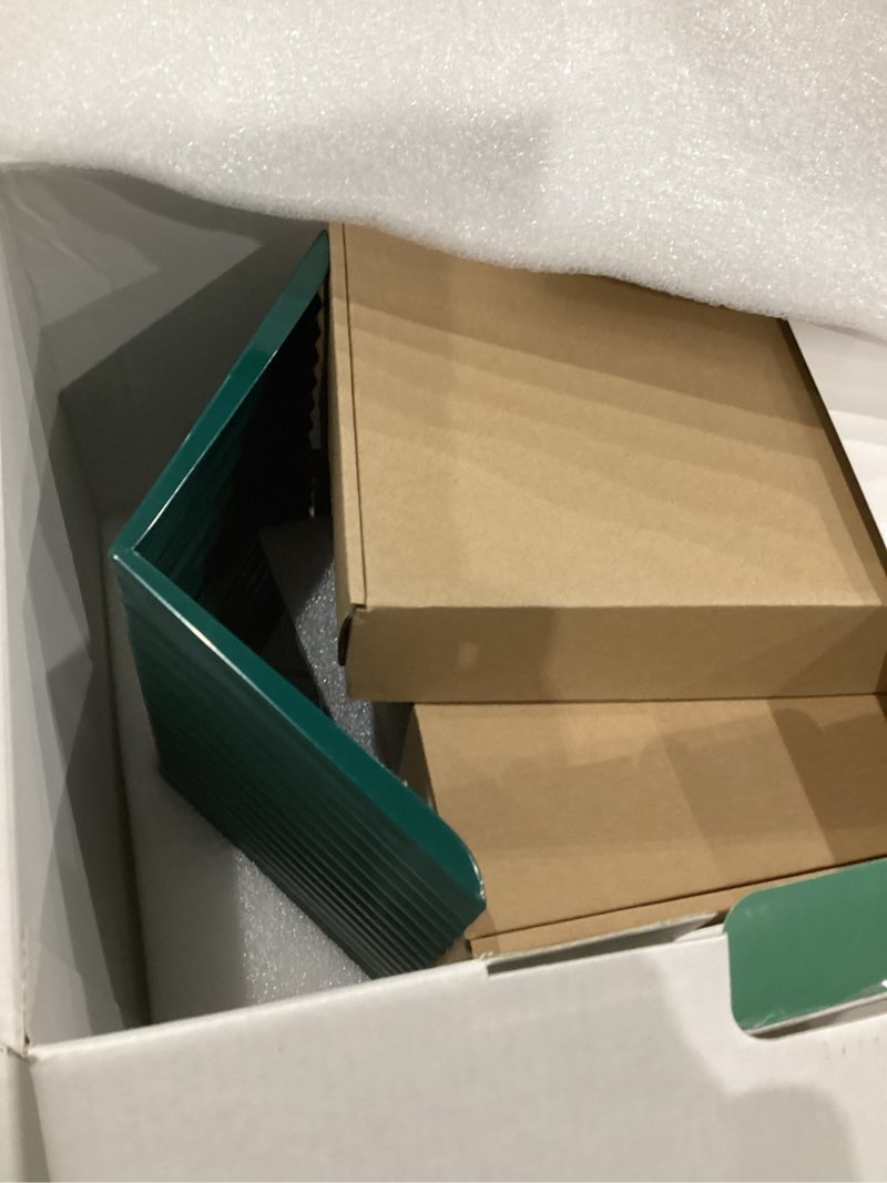 Condition photo showing Good Condition for Soliom- Bird Feeder with Camera, 5W Solar Powered, AI Identify Species, Smart Wild Bird Watching, 2K Live View, Instant Arrival Alerts,Large 2.7L Seed Capacity, Metal Squirrel Chew-Proof - BF08 Green