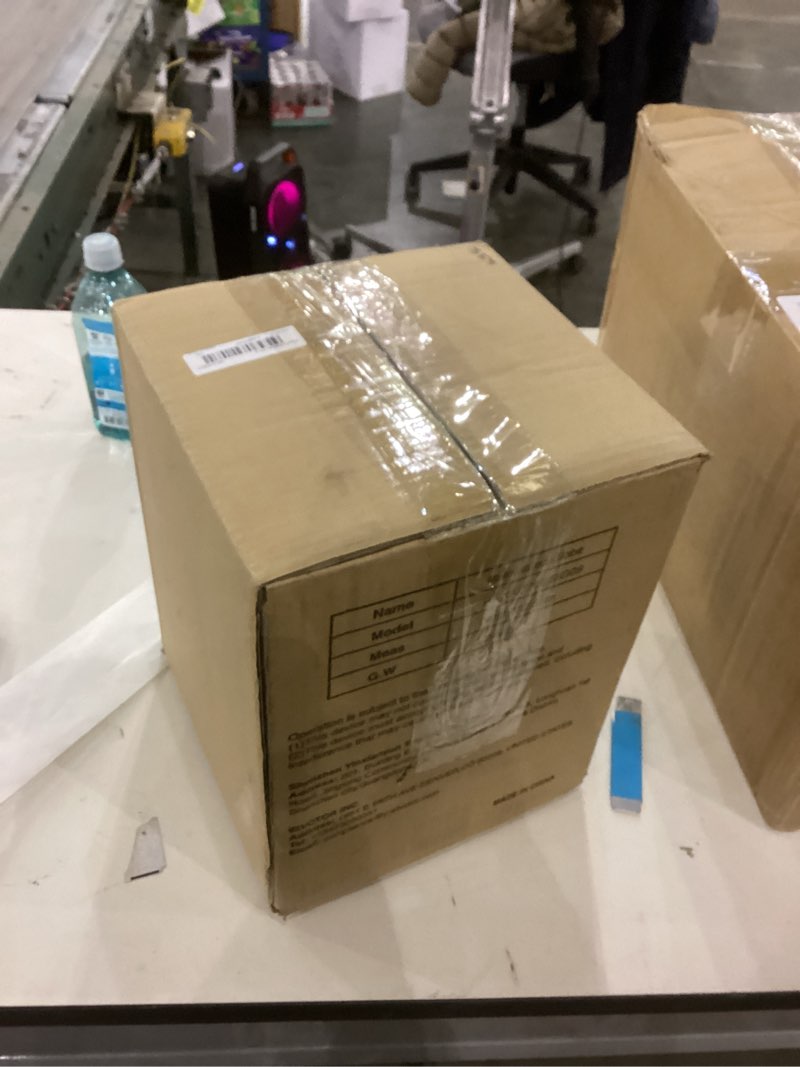 Condition photo showing New/Like New for Globe