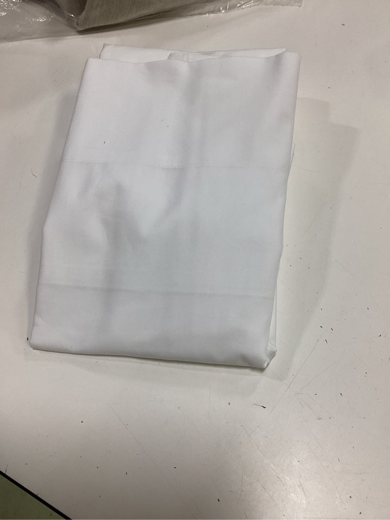 Condition photo showing Good Condition for quince organic crisp percale pillowcase set queen 