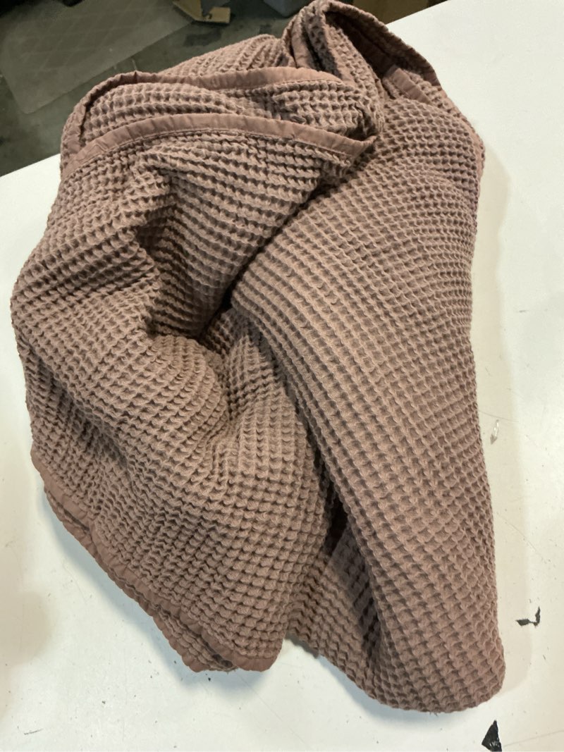 Condition photo showing As Is for quince organic waffle bed blanket, full/queen, fig