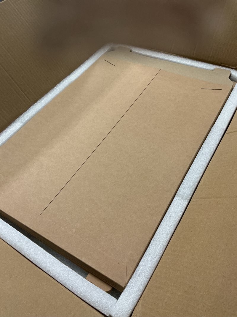 Condition photo showing New/Like New for Juvale Rectangular Flat Mailers - Heavyweight 450 GSM Stock & Art Mailers - Poster Mailer Envelopes for Prints & Documents - Adhesive Flap Closure & Mailing Envelopes - 13 x 18 in, Brown, Pack of 25