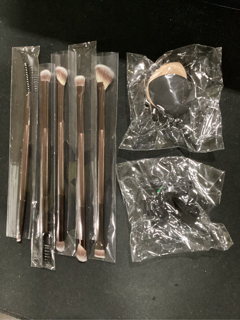 Condition photo showing As Is for magefy makeup brushes 22-in-12 professional makeup brush set double-end make up brushes for powder concealers eye shadows blush with gift box