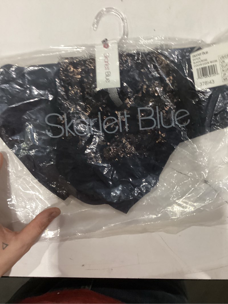 Condition photo showing New/Like New for Skarlett Blue Entice Women's Full Coverage Brief with Lace Small Black/Rose Gold