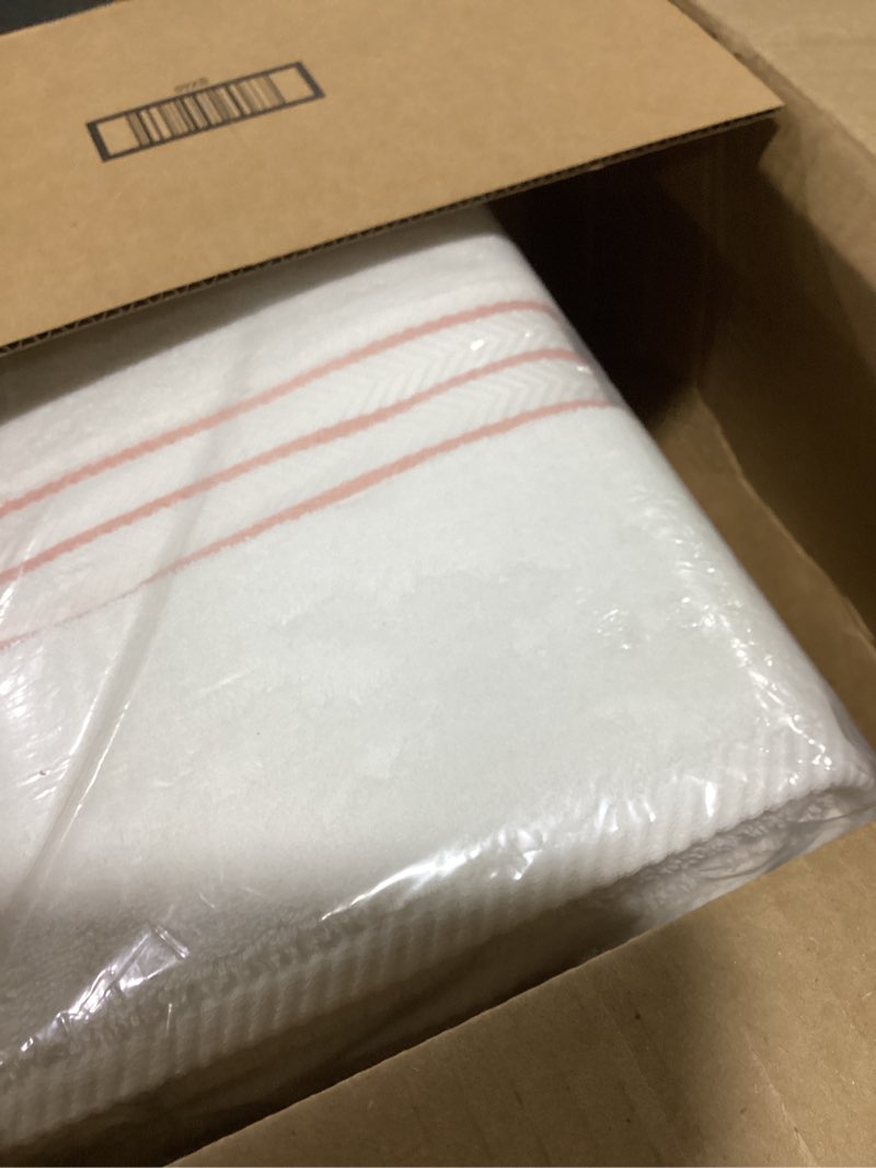 Condition photo showing Good Condition for superior turkish cotton ultra-plush 6-piece towel set, ideal for master bath, guest bathroom, fast drying, shower, spa, face/washcloths, hand, bath towels, absorbent, home basics, tea rose