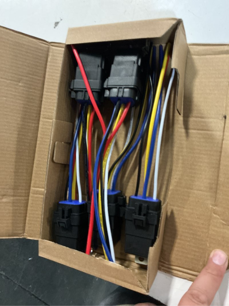 Condition photo showing Good Condition for 40/30amp 12vdc waterproof 5-pin automotive relays kit with built-in diode 5 pack (with built-in diode)