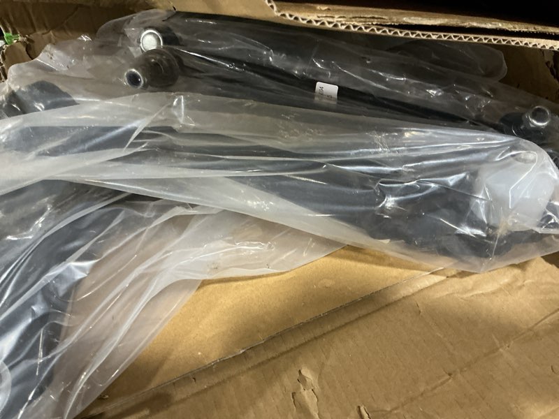 Condition photo showing Good Condition for 10Pcs Front Suspension Kit Front Lower Control Arm with Ball Joint Sway Bar Link Tie Rod End Replacement for Hyundai Santa Fe 2007-2012 Replacement for Kia Sorento 2011-2013