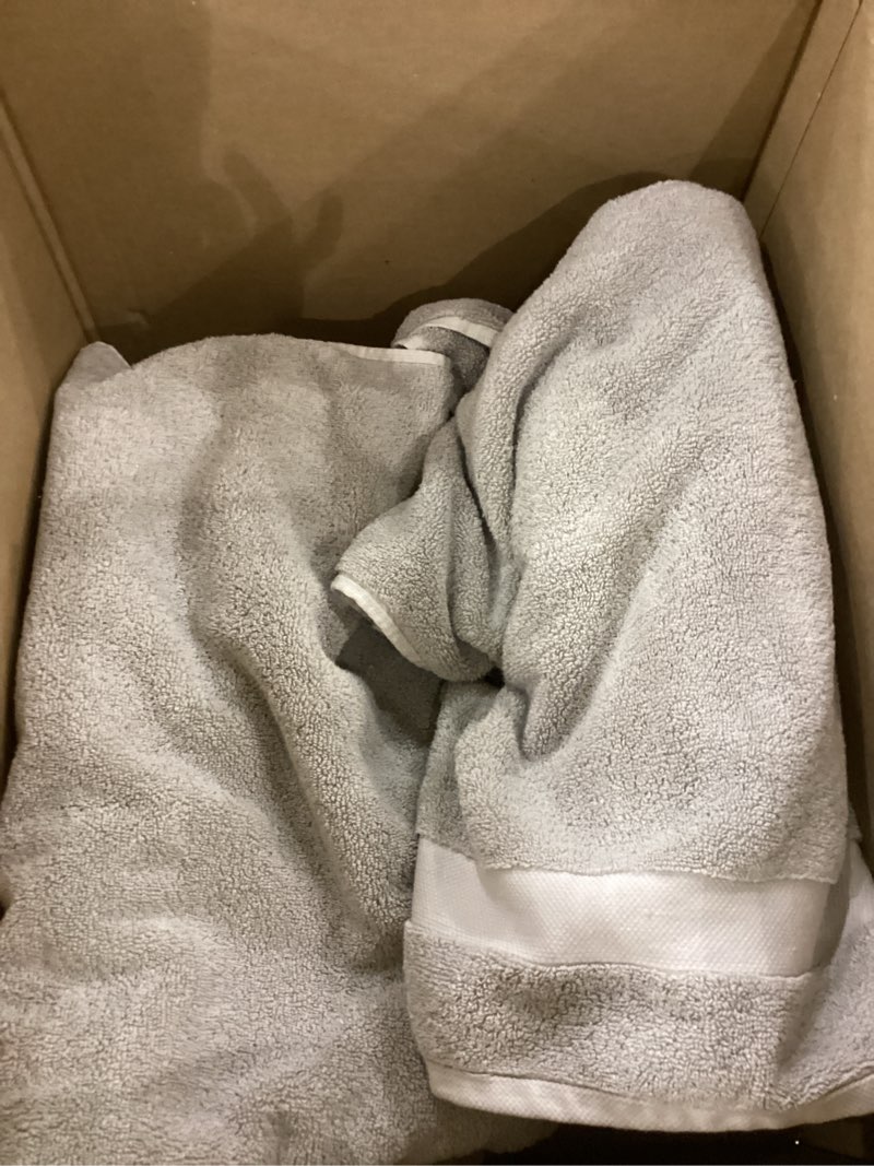 Delara 100% Organic Cotton Towels 650 GSM Plush Feather Touch Quick Dry Bath Sheet, Pack of 2 GOTS C