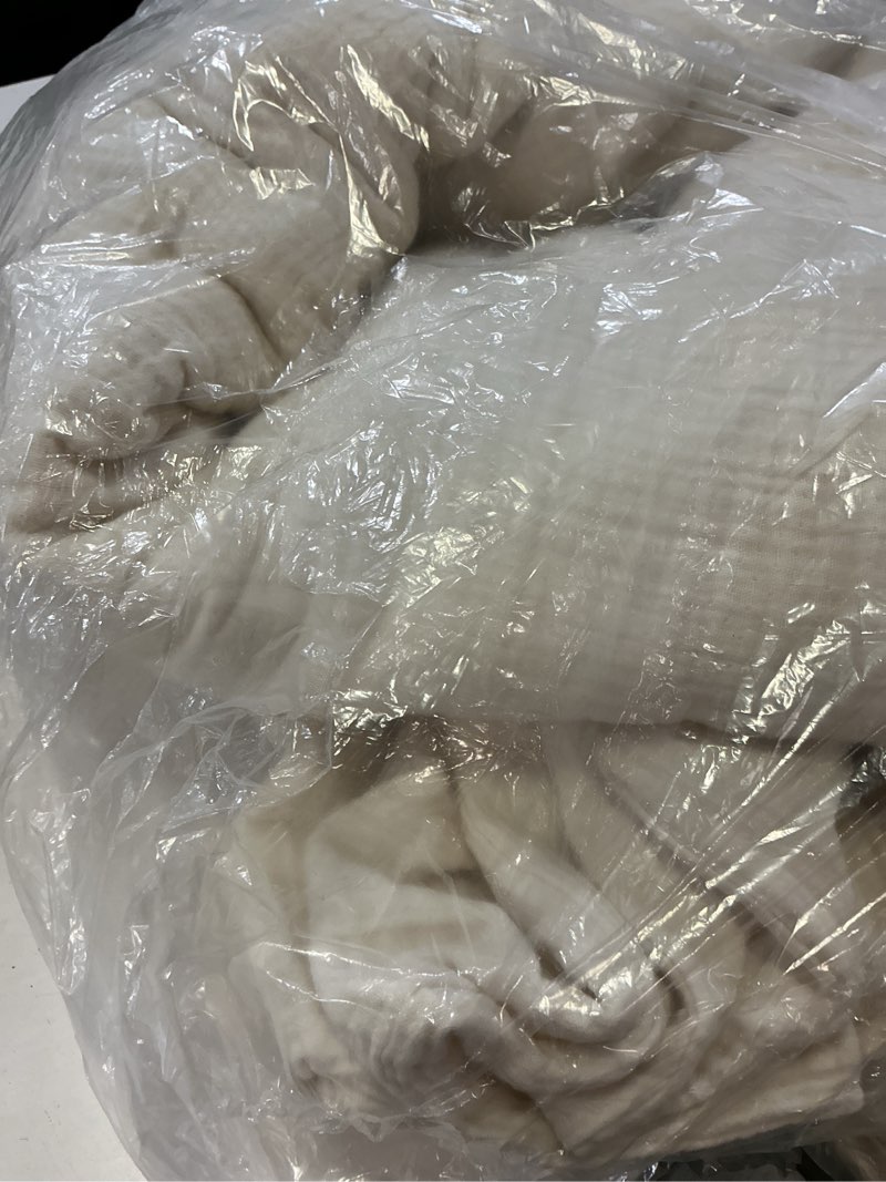 Condition photo showing Good Condition for organic airy gauze duvet cover set, full/queen, undyed