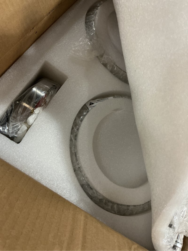 Condition photo showing New/Like New for 2 Pack Modern Pendant Lights Kitchen Island, Brushed Nickel Pendant Light Fixtures with 8.5" Clear Glass Shade, Industrial Hanging Pendant Lights Fixture for Kitchen Island Dining Room Entryway 2 Pack-Brushed Nickel + Clear Glass