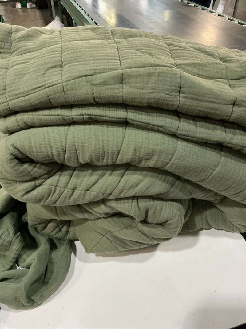 Condition photo showing Good Condition for quince organic cotton gauze box quilt set, king/cal king, olive