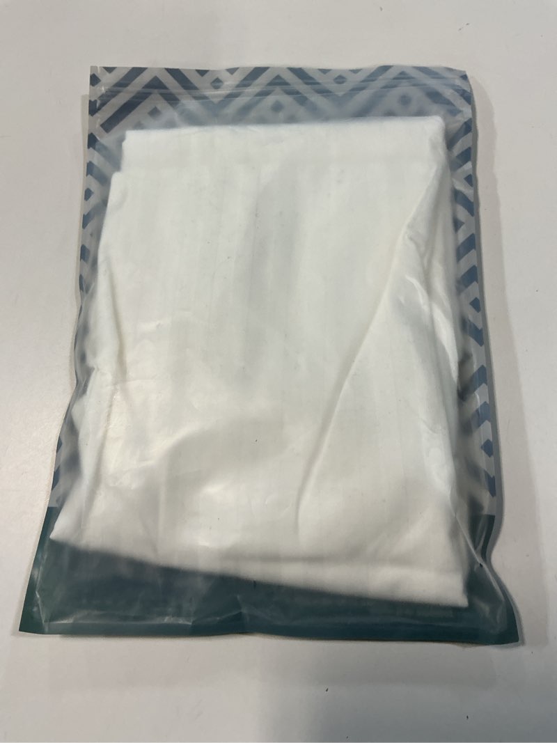 Condition photo showing Good Condition for Beckham Hotel Collection King Size Pillow Protector 2 Pack with Zipper, Soft and Breathable Cotton Pillow Protector Covers King 2.0