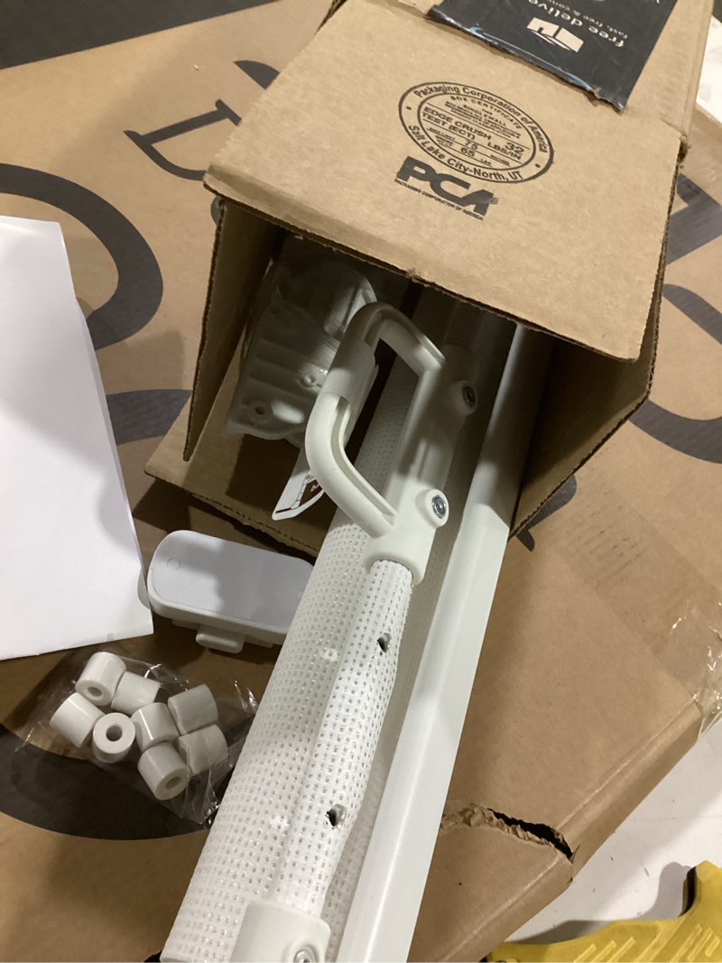Condition photo showing Good Condition for retractable baby gate for doorways and stairs, mesh safety gate for pet, indoor & outdoor use, one-hand operation, easy installation, 33.6" tall, expands to 55" wide?white,33.6"x55"