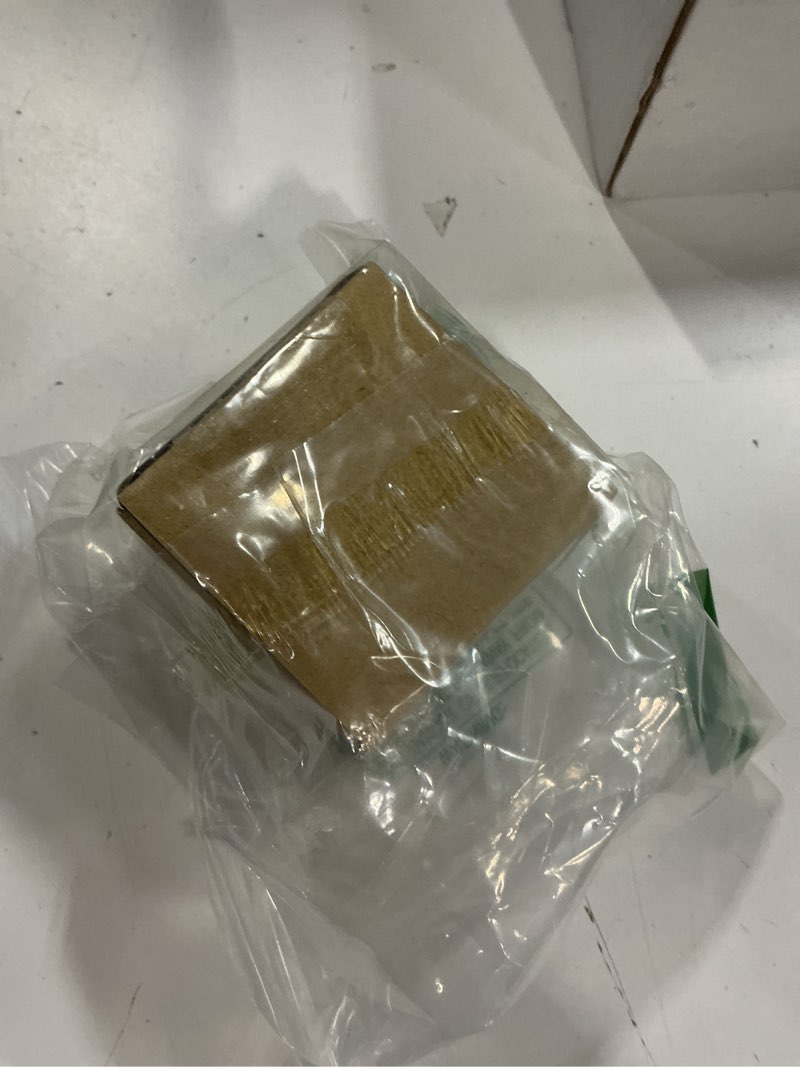 Condition photo showing New/Like New for Replacement Bulbs Multi Pack Twinkle for use in All Window Candles 3xAA or 4xAA Models