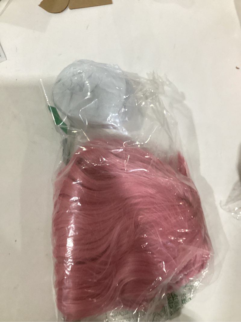Condition photo showing Good Condition for Pink wig