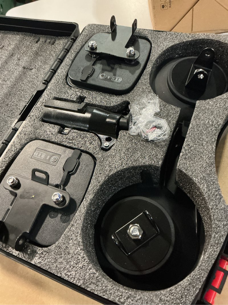 Condition photo showing Good Condition for wireless trailer lights magnetic led trailer tow lights set of 2 for towing trucks trailers campers rvs boats with tail lights/brake lights/turn signal/reverse/reflector 5016