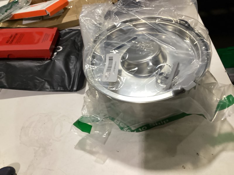 Condition photo showing Good Condition for invengo cat water fountain stainless steel, 108oz/3.2l pet fountain with large water level window, ultra quiet automatic cat water dispenser for cats and dogs, 2 flow modes, splash-proof design 108oz cat water fountain + 1 filter + 1 sponge