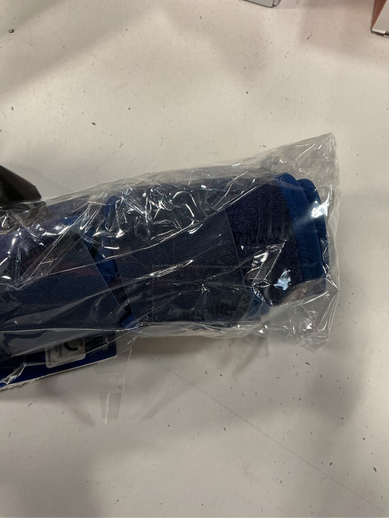 Condition photo showing Good Condition for neo g knee brace, open patella - support for arthritis, joint pain relief, meniscus pain, recovery, sports, walking, running - adjustable compression - class 1 medical device - one size - blue