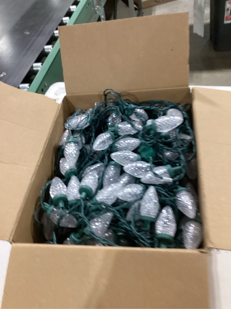 Condition photo showing Good Condition for Brightown C9 LED Christmas String Lights, 2 Pack Total 132ft 200LED Multi-Color Outdoor Lights String, Plug-in Connectable Roofline Lights String for Outside Yard Christmas Holiday Decor Multicolor