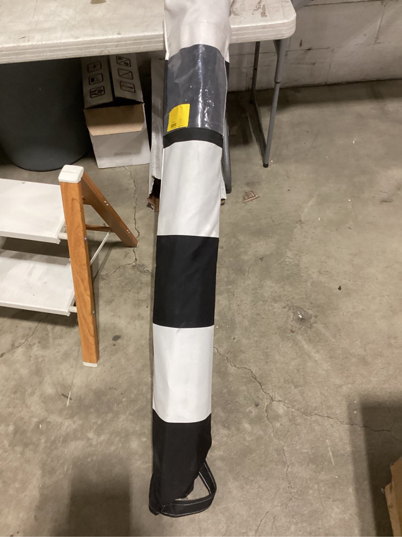 Condition photo showing Good Condition for allen + roth 9-ft aluminum black auto-tilt market patio umbrella