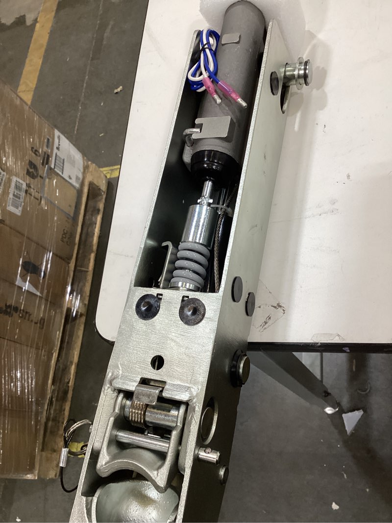 Condition photo showing As Is for 7,500 lb a-60 tandem hydraulic disc brake actuator inner slide trailer coupling