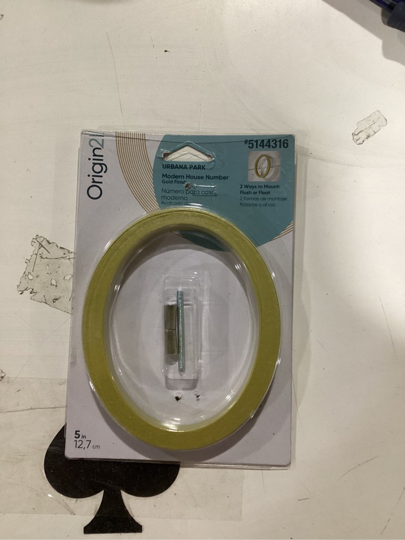 Condition photo showing As Is for Origin 21 Urbana Park 5-in Gold Number Zero(missing screw)