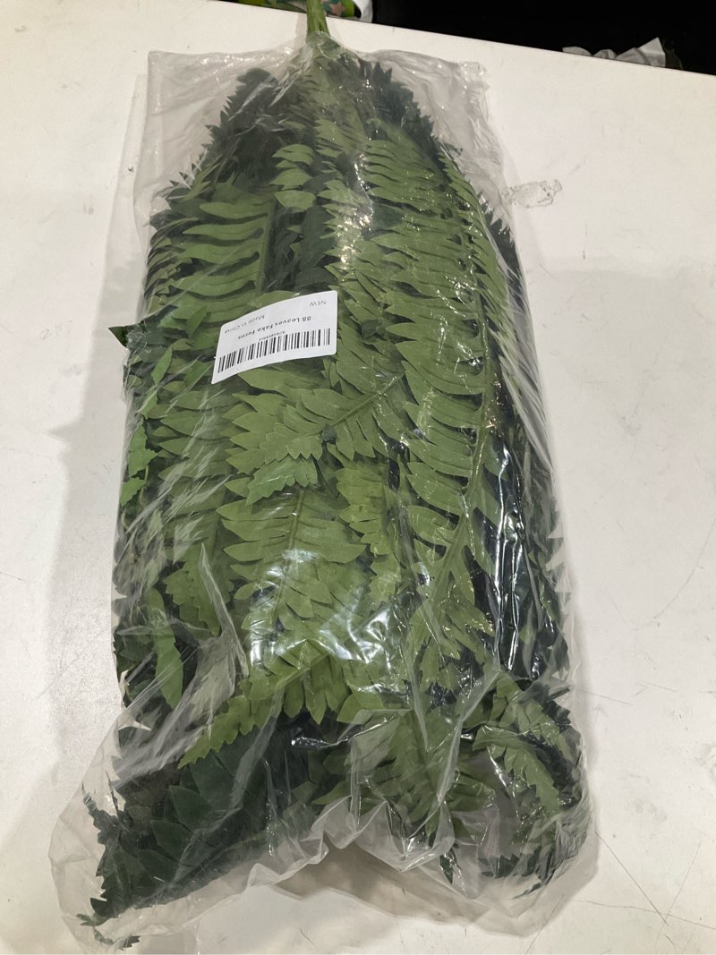 https://lotting-media.assets.bidfta.com/lotting_ae4fda54-a295-47ce-8418-6a682b8ad231