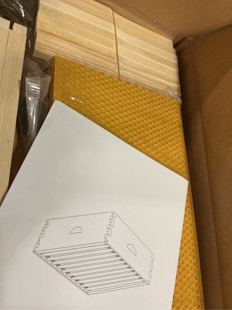 Condition photo showing New/Like New for honey lake 8 frame beehive medium super box, langstroth beeswax coated bee hive super box with frames and waxed foundations for beginners beekeepers (unassembled)