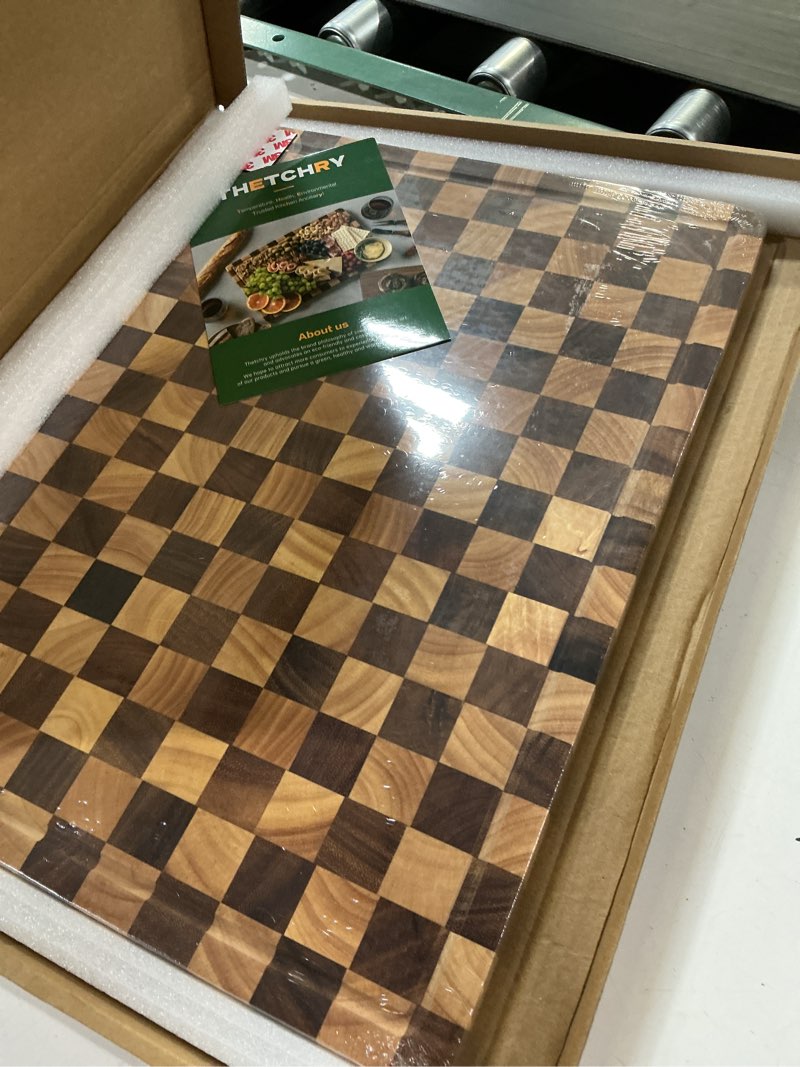 Condition photo showing New/Like New for THETCHRY Cutting Boards for Kitchen, Extra Large Chopping Board for Stovetop, Checkered Acacia Wood Cutting Board with Juice Grooves, Butcher Block with Gift Box, 20" x 15" x 1" Acaia Wood & Rubber Wood 20"×15"×1"