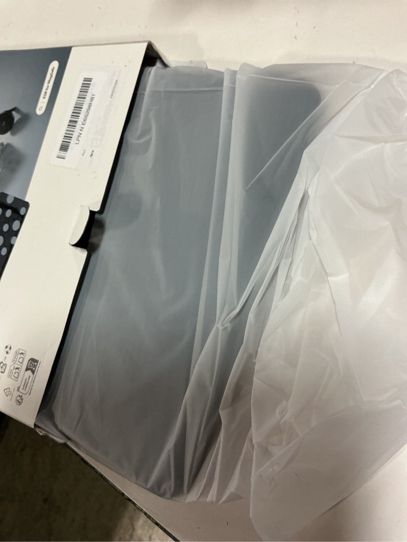 Condition photo showing Good Condition for esr for ipad pro 13 inch case (m5/m4) 2025/2024, powerful magnetic attachment, slim trifold stand case, supports pencil pro & pencil(usb-c), auto wake/sleep, durable protection, rebound series, black pro 13" m5/m4 (2025/2024) black