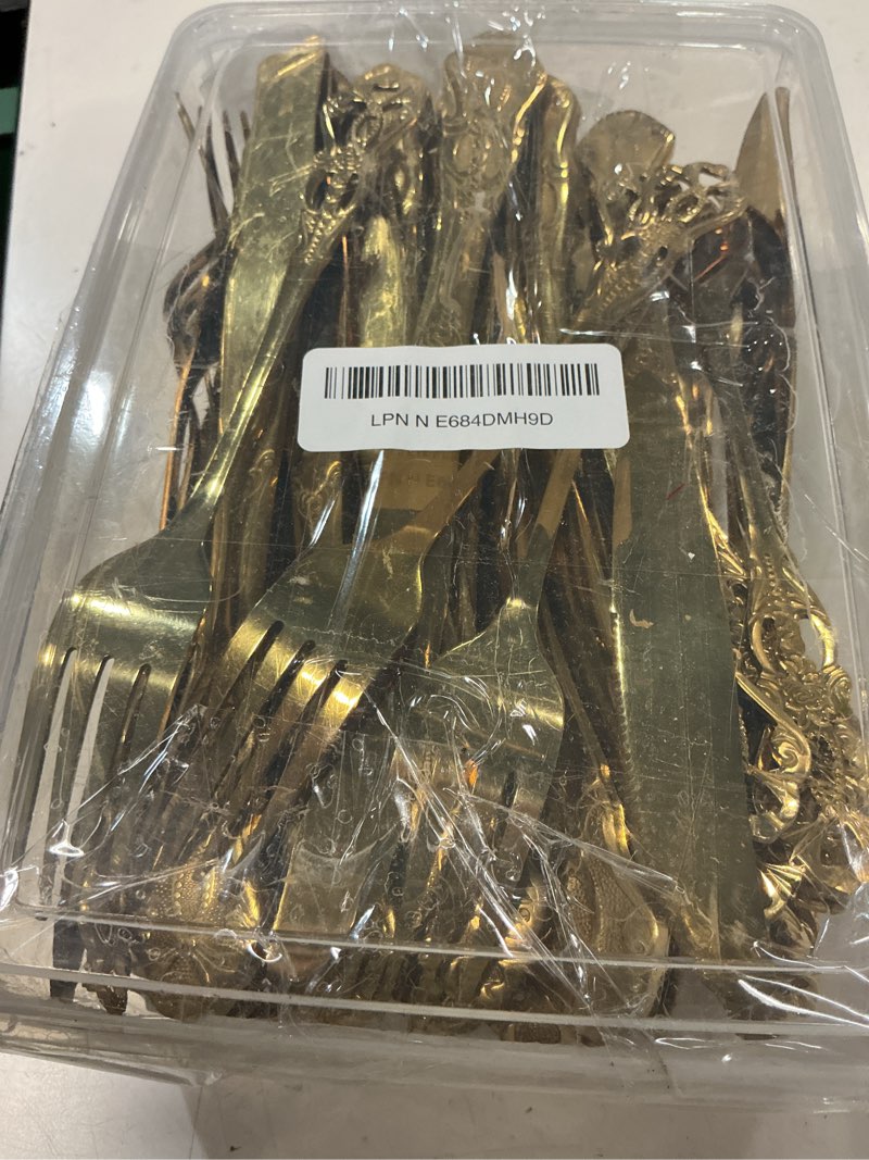 Condition photo showing Good Condition for dandat 120 pcs gold stainless steel flatware set, retro vintage silverware with forks spoons knives mirror polished cutlery set for valentine's day wedding kitchen home restaurant gold 120