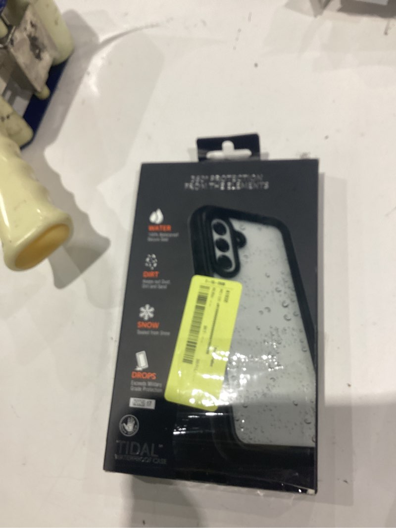 Condition photo showing Good Condition for body glove waterproof tidal phone case for samsung galaxy a17 5g - black/clear