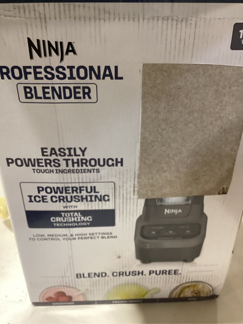 Condition photo showing New/Like New for ninja bl610 professional 72 oz countertop 1000-watt base and total crushing technology for-smoothies, ice and frozen fruit, black, blender + pitcher