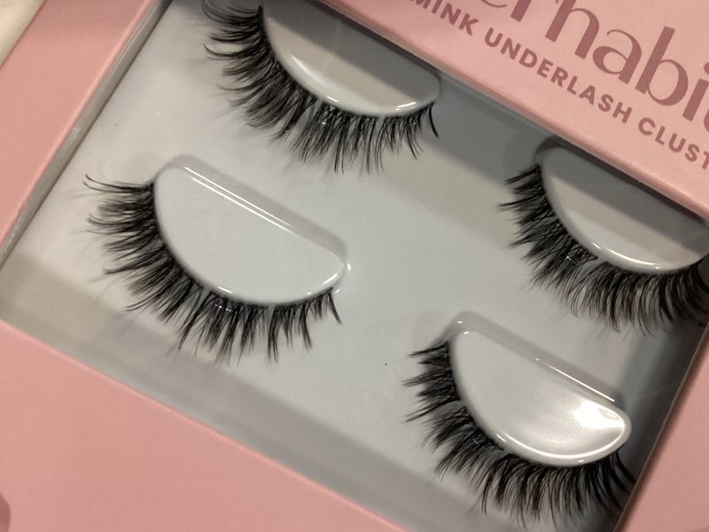 Condition photo showing New/Like New for flutterhabit the bestie preptech classic 6 pair underlash extensions, 6–14mm tapered lash clusters, reusable under lash eyelashes for at home application, light volume cat eye, adhesive required bestie (preptech)