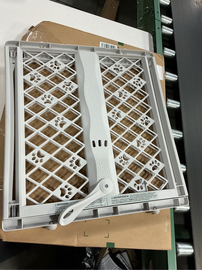 Condition photo showing Good Condition for mypet north states paws portable pet gate: 26-40" wide. pressure mount. no tools needed. made in usa. dog gate 23" tall, expandable, durable dog gates for doorways, light gray