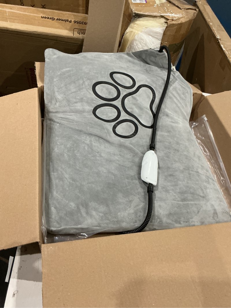 Condition photo showing Good Condition for dog pad bed for large dogs, washable & reversible, light grey