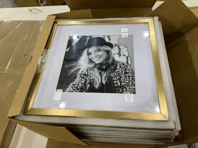 ArtbyHannah Square Picture Frame, Gold Gallery Wall Frame Set Display Pictures 8x8 inch with Mat or 