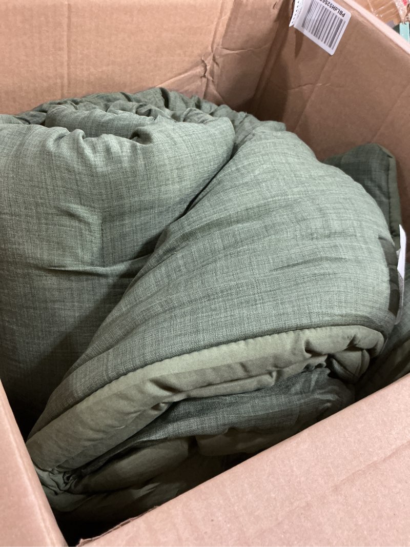 Condition photo showing As Is for geniospin king size comforter set- 7 piece dark green textured king bedding set, soft solid bed in a bag for all season, king comforter set with sheets(dark green,102''x90'') dark green king