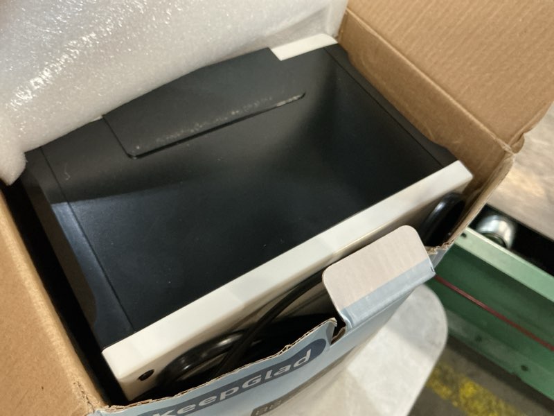 Condition photo showing Good Condition for dehumidifier, semiconductor dehumidifier, dehumidifiers for home, auto shut off dehumidifier for basement, white