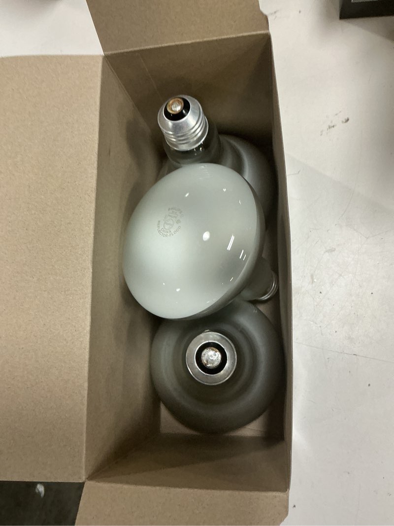 Condition photo showing Good Condition for philips duramax 65w br30 medium base frosted flood light bulbs - 3 pack