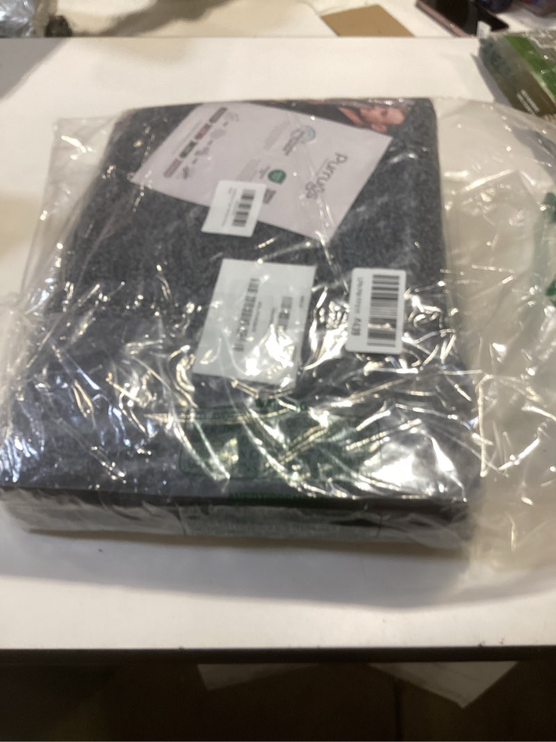 Condition photo showing New/Like New for purrugs dirt trapping door mat 31.5" x 47", non-slip machine washable entryway rug, dog doormat, indoor front door mat, super absorbent entry rug for muddy shoes & paws, bluish grey-black bluish grey-black 31.5" x 47"