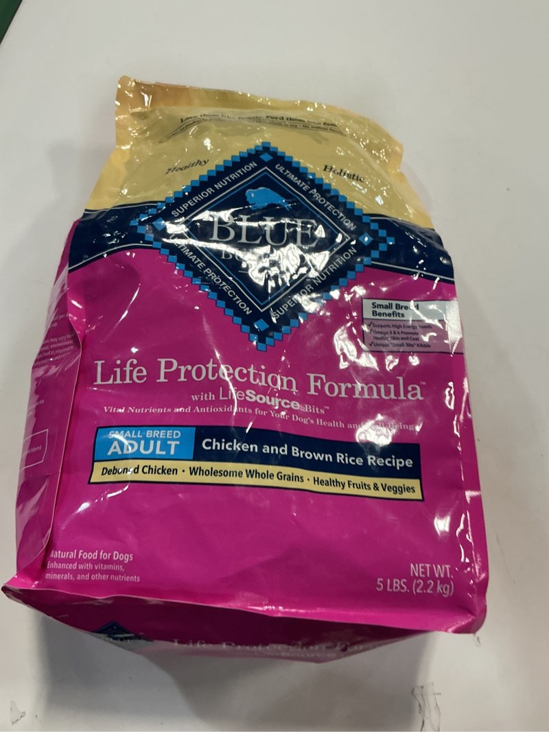 Condition photo showing New/Like New for (BBD 2026/10/08). Blue Buffalo Life Protection Formula Adult Small Breed Dry Dog Food, Supports High Energy Needs, Made with Natural Ingredients, Chicken & Brown Rice Recipe, 5-lb. Bag Chicken & Brown Rice 5 Pound (Pack of 1)