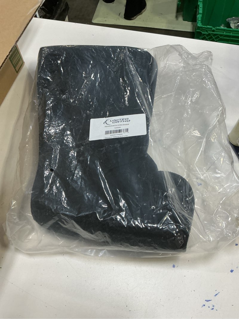 Condition photo showing Good Condition for United Ortho 12003R Standard Walking Boot Liner Black Small