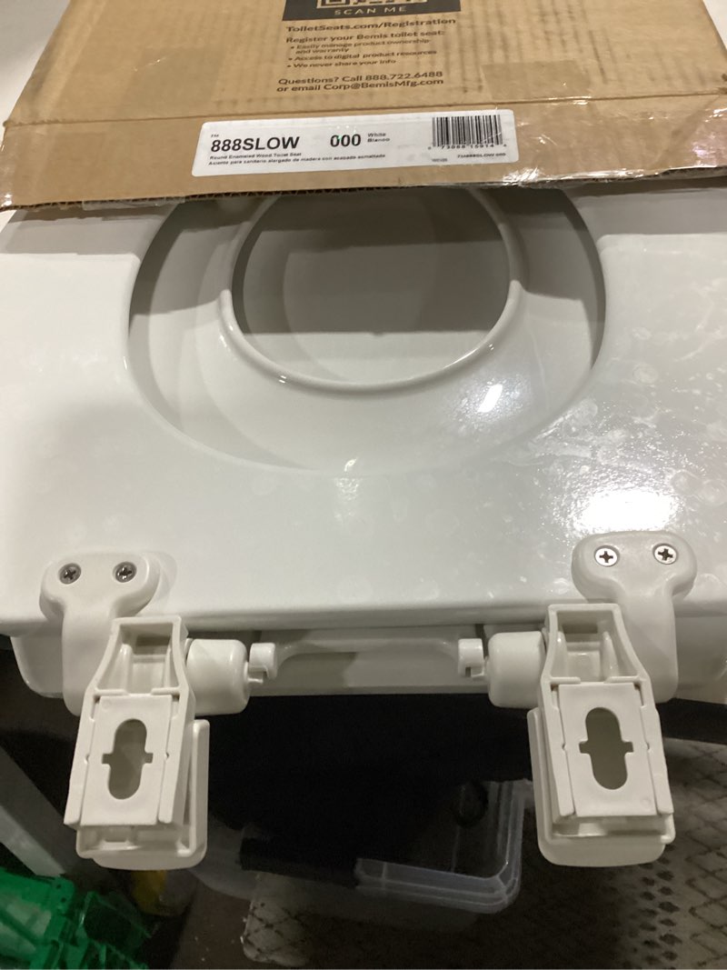 Condition photo showing Good Condition for Bemis 888Slow Nextstep2 Round Closed-Front Toilet Seat - White