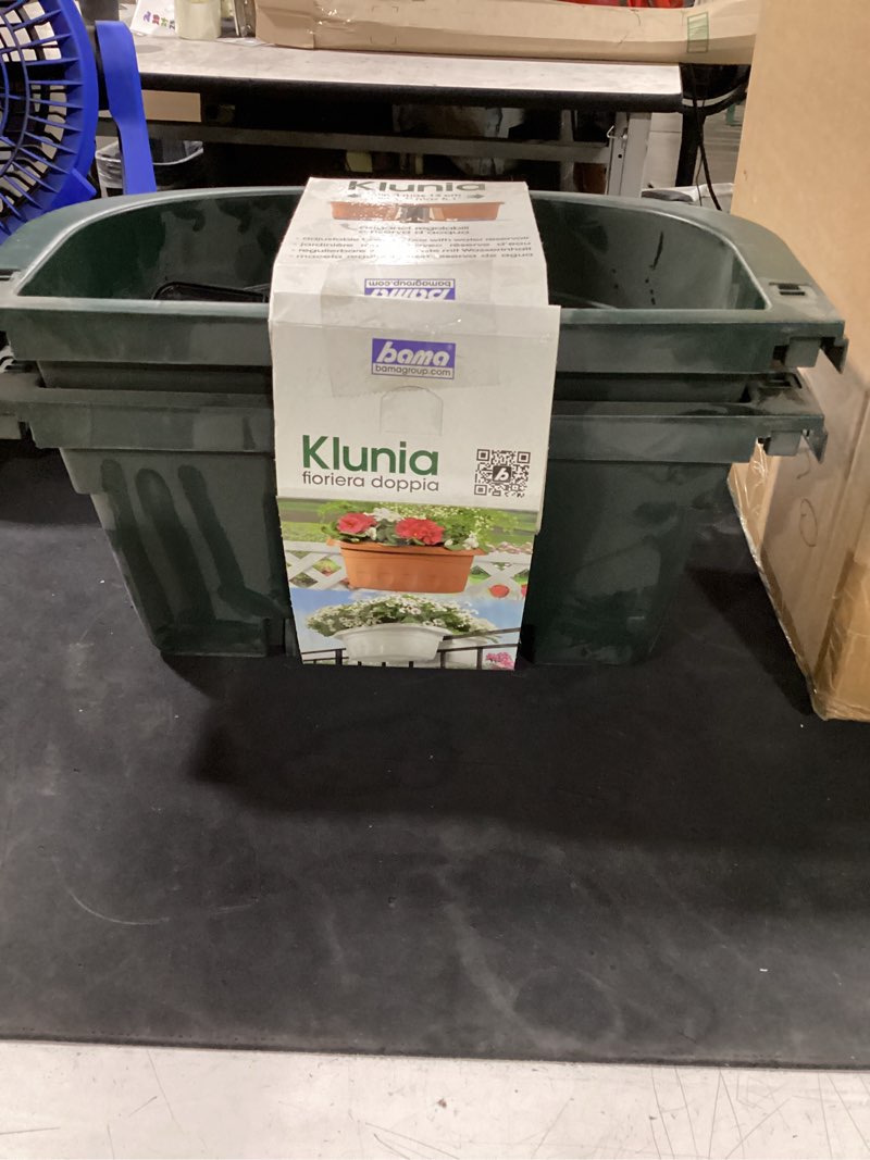 Condition photo showing As Is for double planters klunia