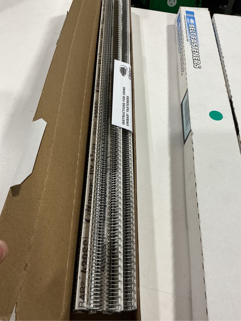 Condition photo showing Good Condition for flexco ux1s24 conveyor belt lacing without pins (box of 12 strips)