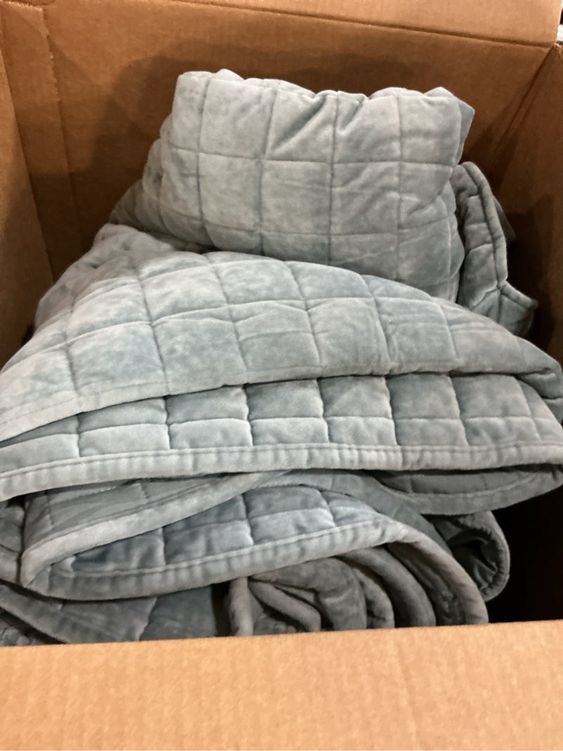 Condition photo showing Good Condition for recyco luxury velvet quilt set king size bedding sets, ultra soft velvet comforter set, lightweight channel box stitch oversized bedspread coverlet for all season, with 2 shams, blue linen king/cal king (108" x 92") blue linen